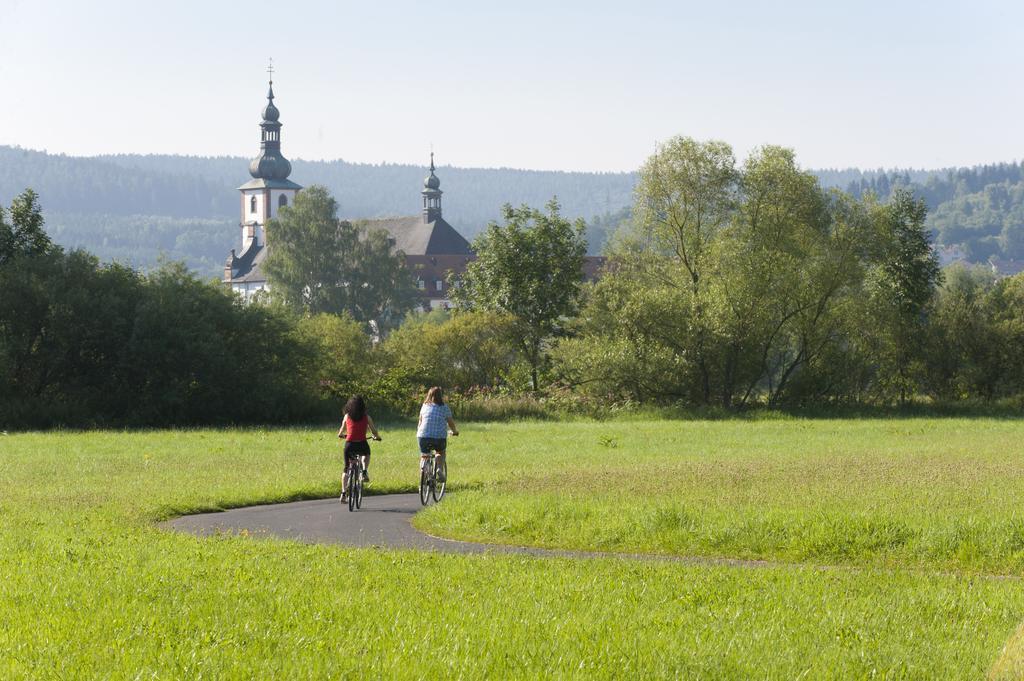 Kishotel Am Kurpark Bad Soden-Salmünster Eksteriør bilde